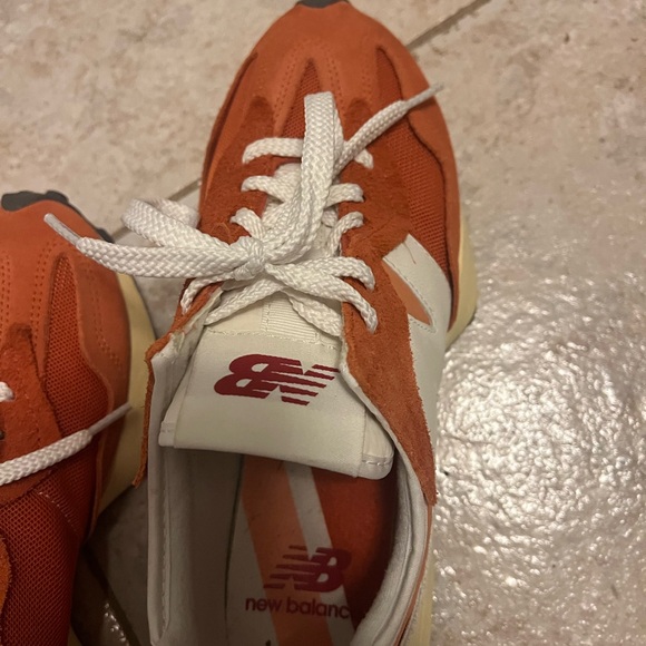 New Balance 327 Rust Color and White Women’s Athletic Shoes - Picture 3 of 9